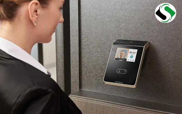 دستگاه حضور و غیاب کارخانه