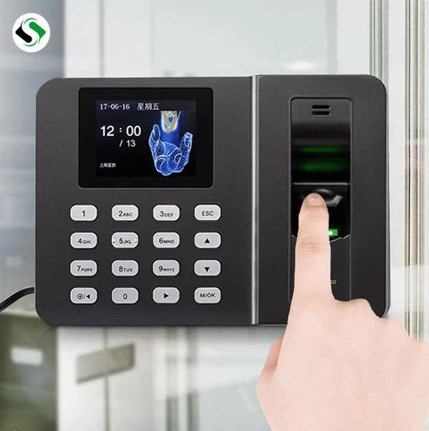 نصب دستگاه حضور و غیاب